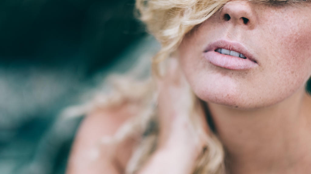 Jennifer Wettig, Bilder & Geschichten